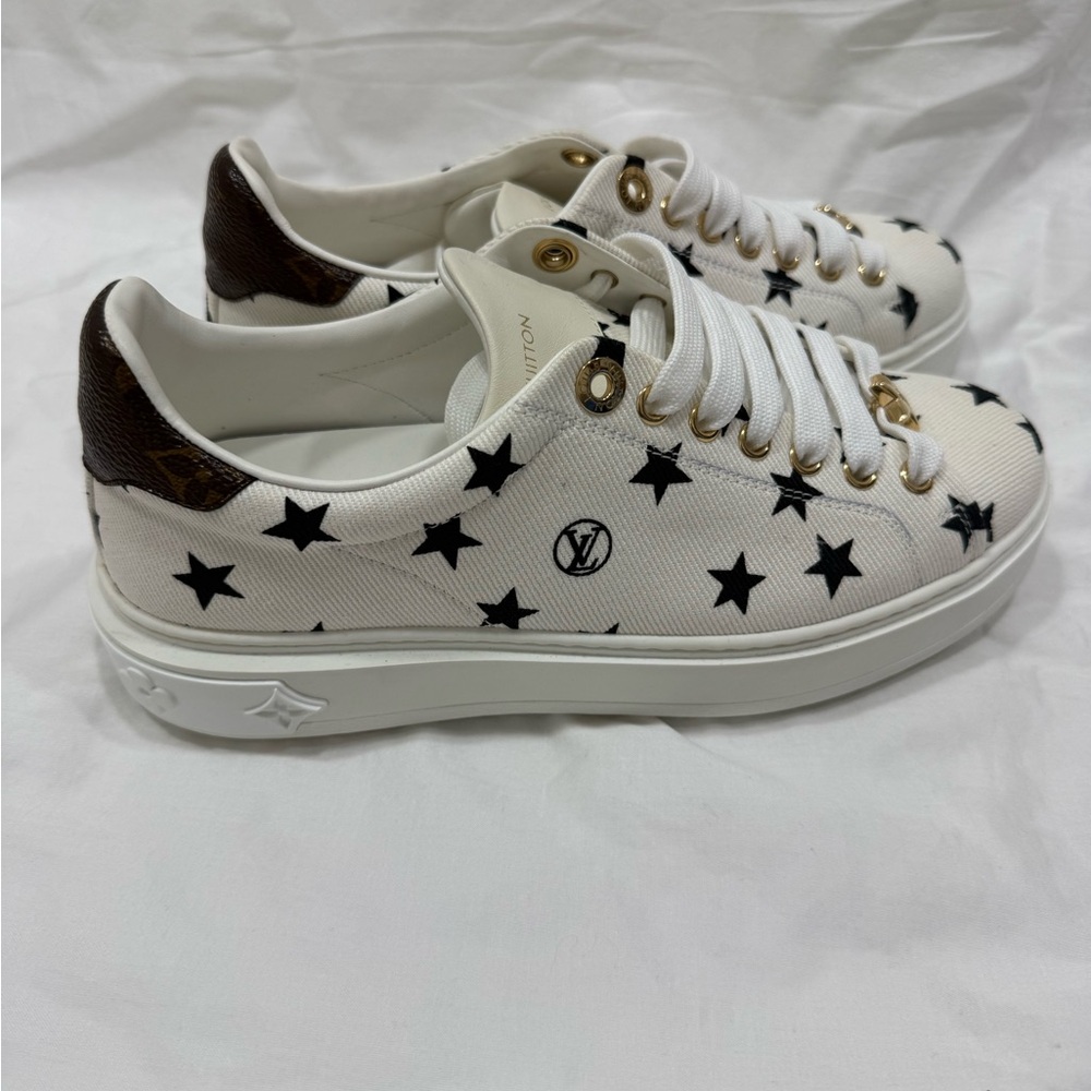 Louis Vuitton Time Out Sneaker - Picture 3 of 14